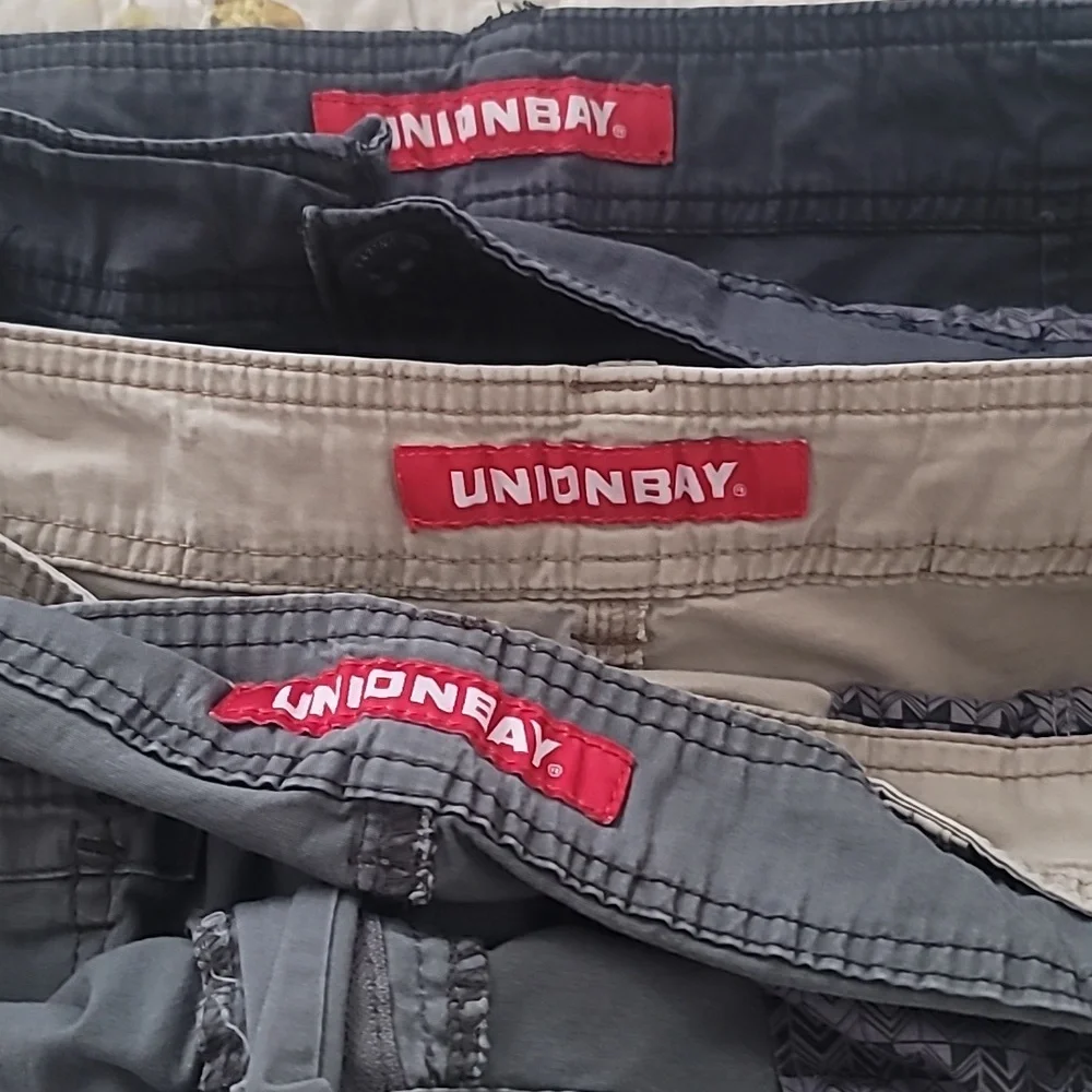 3 Pair Mens UNION BAY Cargo Shorts Size 42 Waist. Make offer on all 3. - Picture 7 of 8
